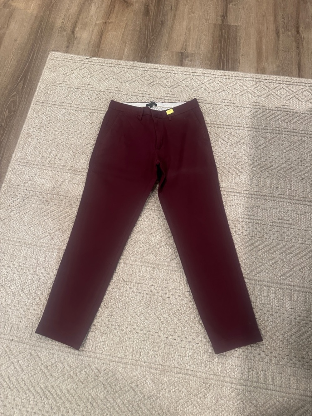 Banana Republic Men's Slim Chino Pants in Burgundy - Classic Everyday Style